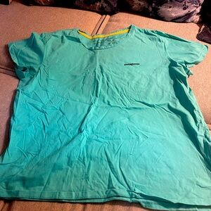 Patagonia teal women's tshirt